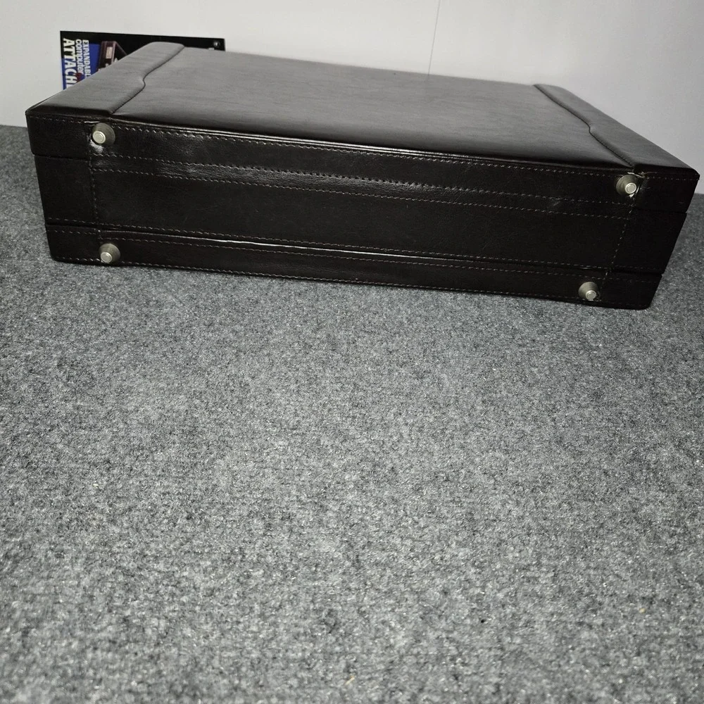 NWT U.S. Luggage New York Brown Leather Briefcase #488-2 W/ Shoulder Strap FLAW